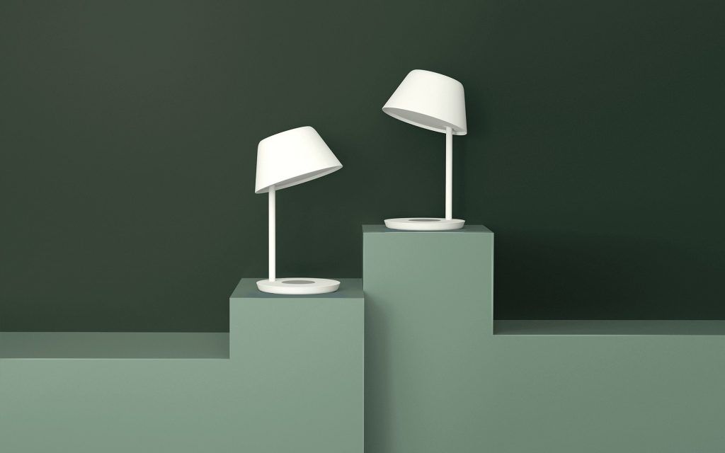 Staria lampa z ladowarka