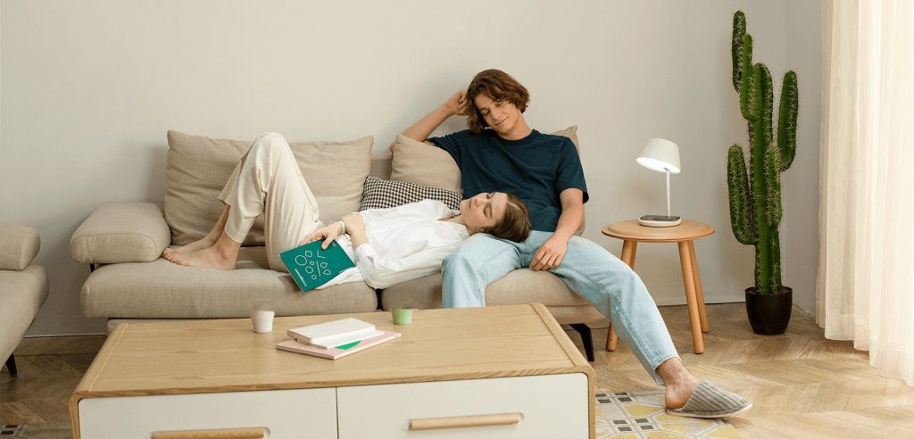 nowoczesna lampa biurkowa led sterowanie aplikacja