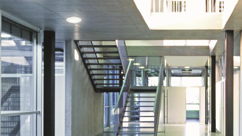 41382 Moodbild RS PRO LED P Serie P1 P2 P3 Treppenhaus