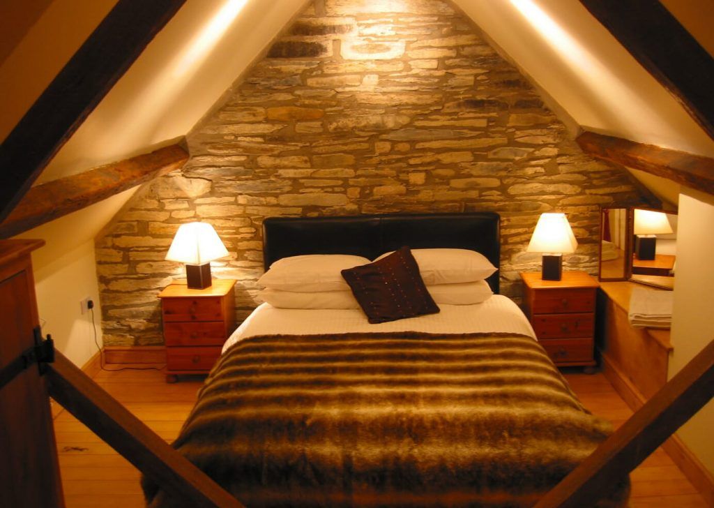 poddasze oswietlenie