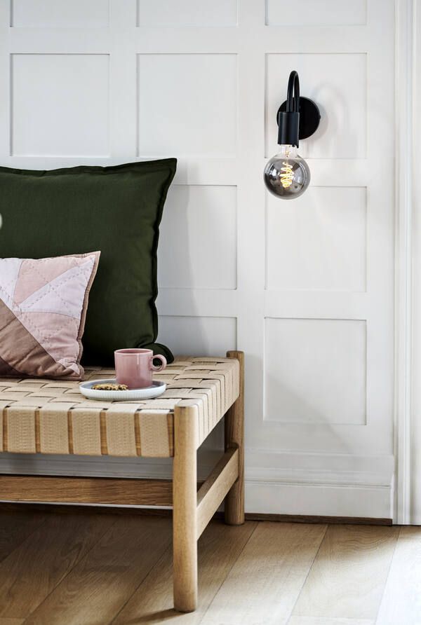 Metalowy kinkiet Paco - czarny, industrialny