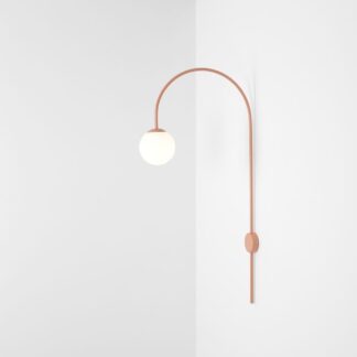 Nowoczesna lampa ścienna Una w kolorze koralowym