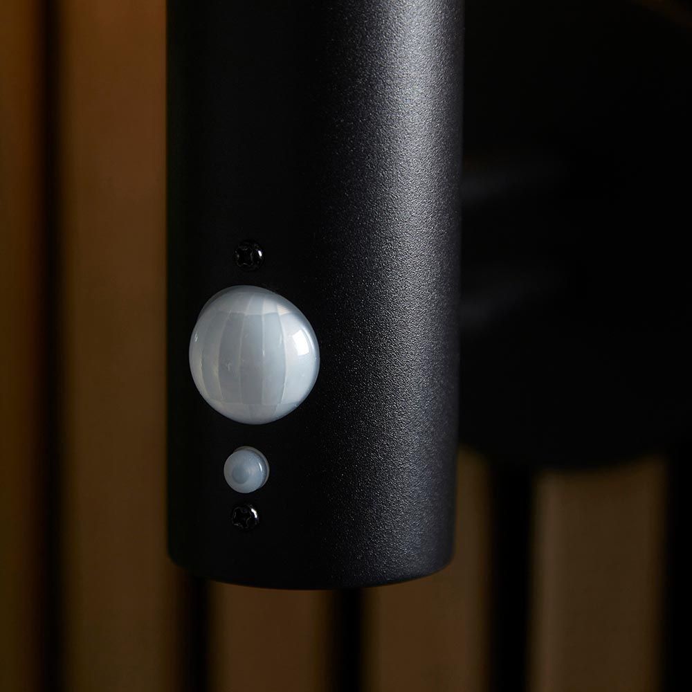 Kinkiet solarny Tarrow - IP44, przed drzwi wejściowe