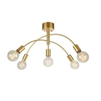 Złota lampa sufitowa z pięcioma ramionami zakończonymi przezroczystymi żarówkami na białym tle.