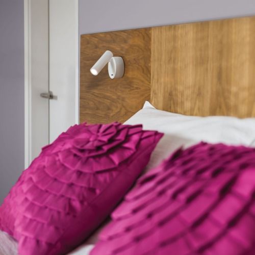 Biały kinkiet Enna Surface LED