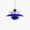 Granatowa lampa wisząca PH 5 Mini od Louis Poulsen