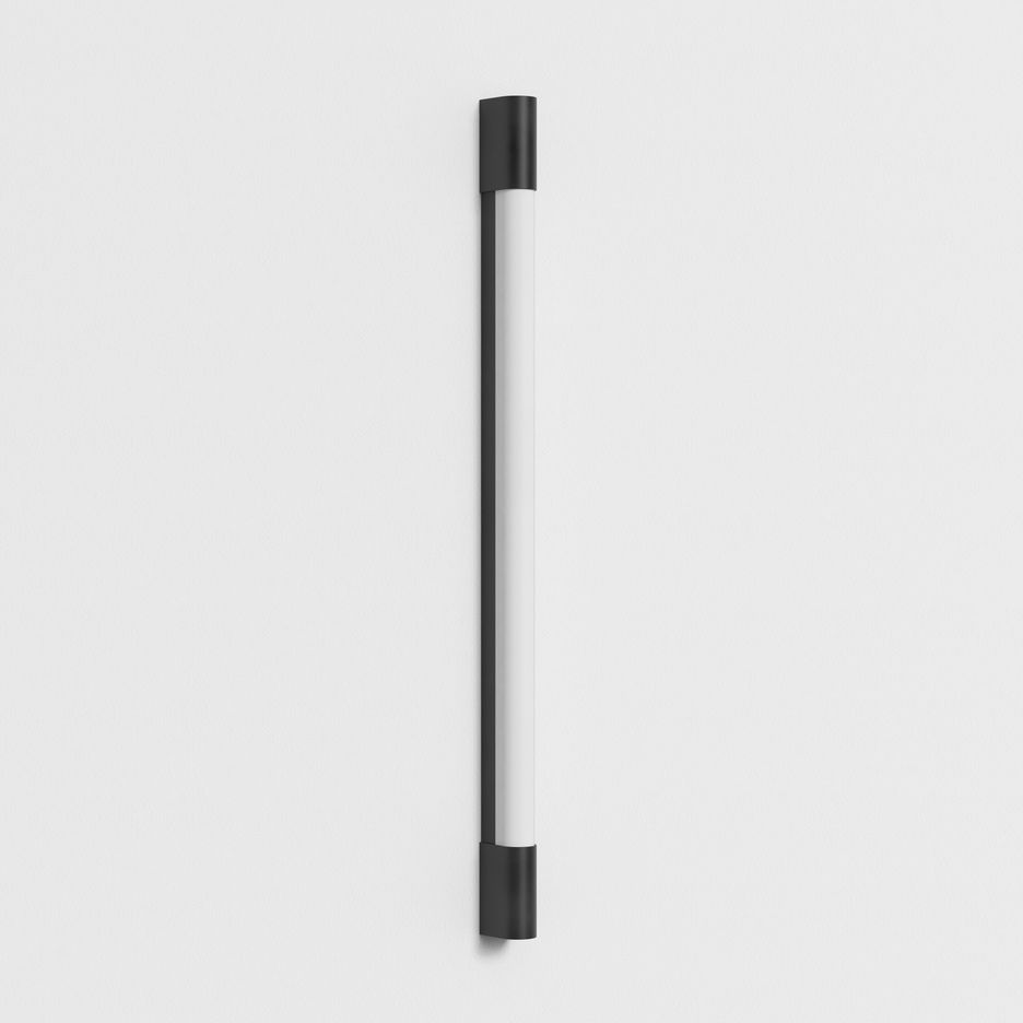 Wysoki czarny kinkiet Palermo 900, IP44