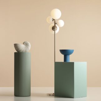 Beżowa lampa podłogowa Bloom z szklanymi kloszami