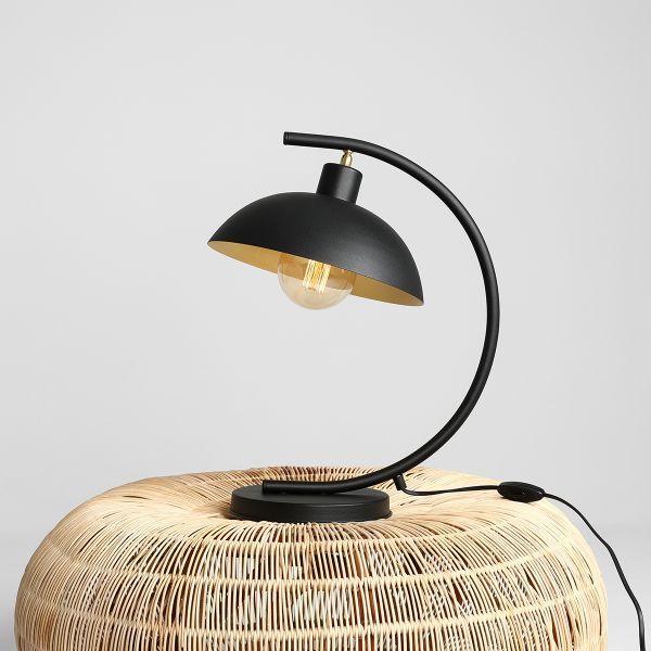 Czarna, zaokrąglona lampa stołowa Espace