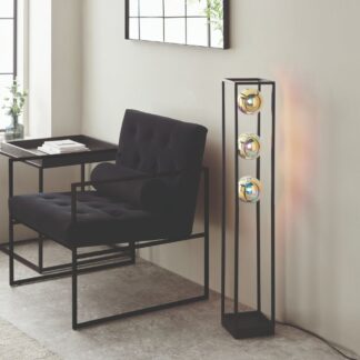 Nowoczesna lampa podłogowa Lumina z eleganckimi szklanymi kloszami