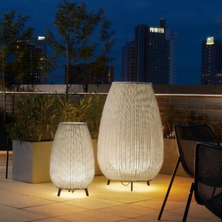 Beżowa lampa stojąca Amphora 01 z możliwością wymiany żarówki