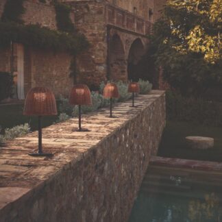 Brązowy słupek ogrodowy Atticus B/40 z oświetleniem LED