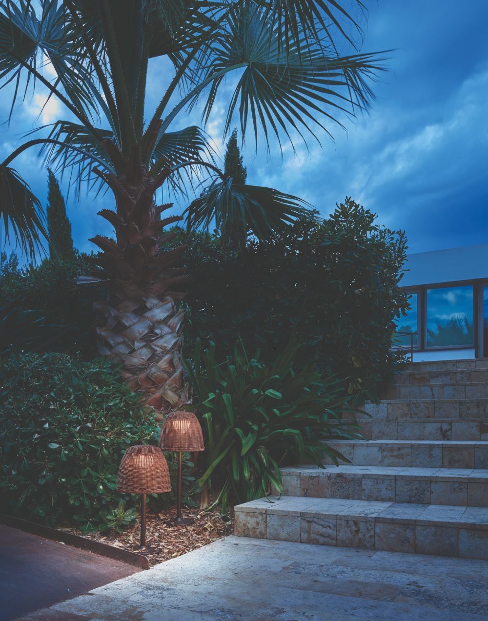 Brązowy słupek ogrodowy LED Atticus B/50