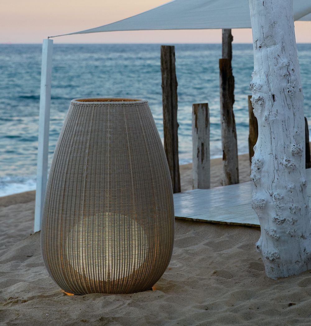 Lampa LED Amphora 03 w kolorze beżowym do ogrodu o klasie szczelności IP66