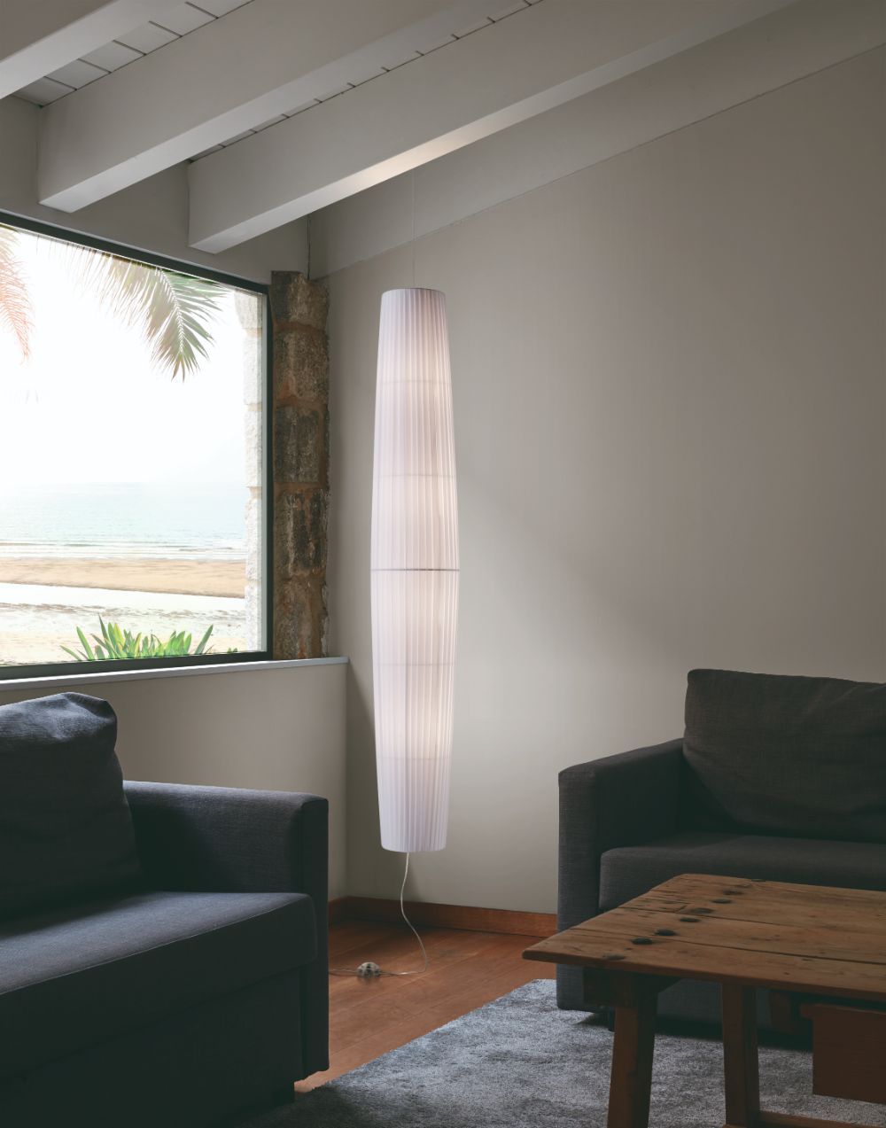 Biała wisząca lampa Maxi S/01 z montażem dolnym