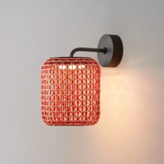 Zewnętrzny kinkiet Nans A/02 Outdoor w kolorze czerwonym, o klasie szczelności IP54