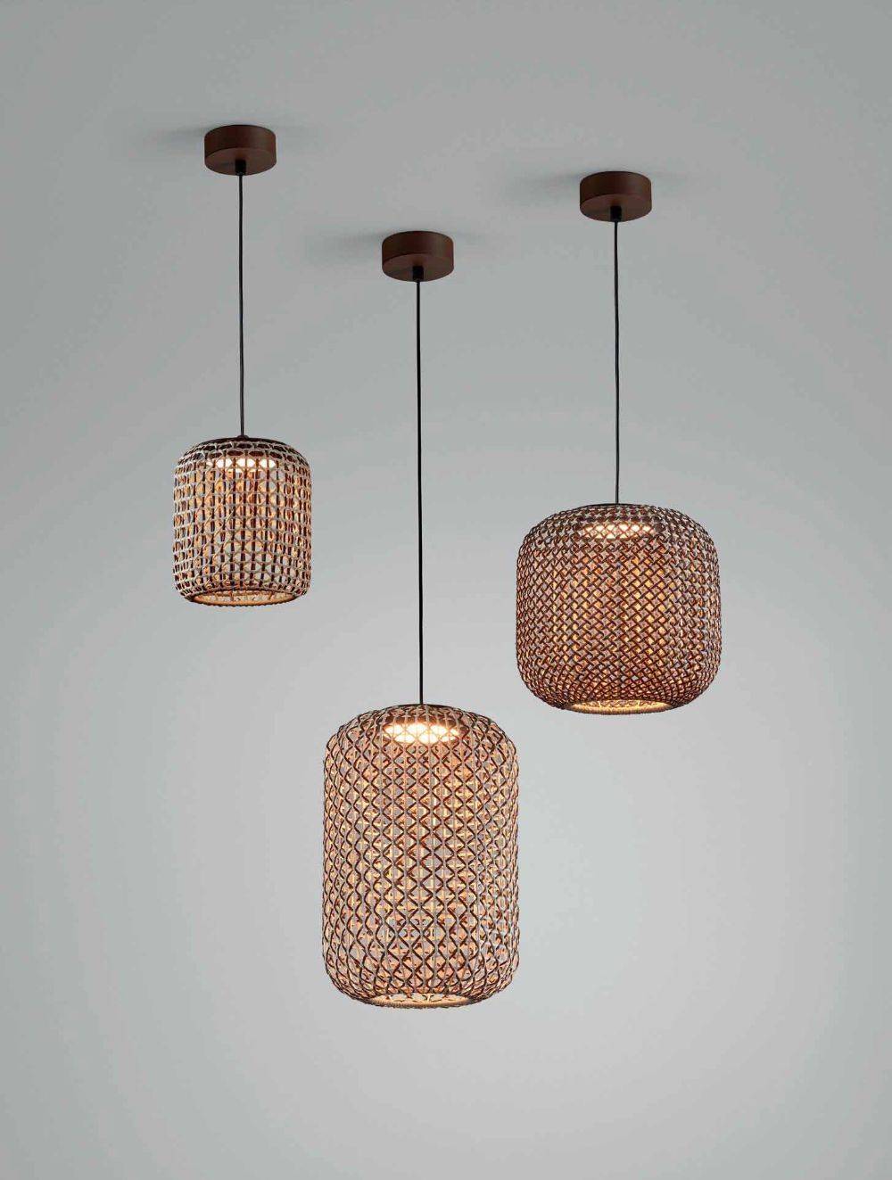 Brązowa lampa wisząca Nans S/21 do użytku zewnętrznego