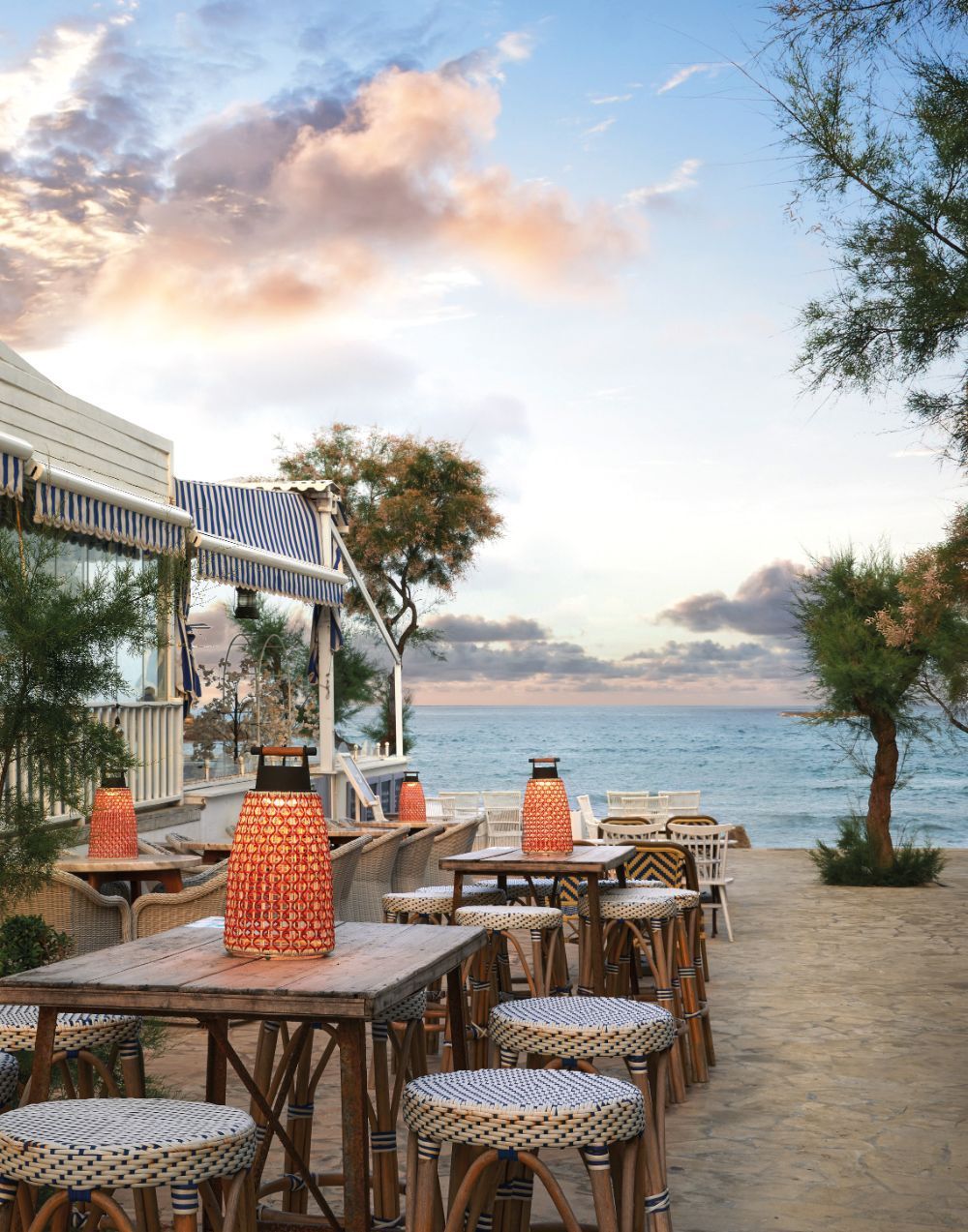 Mobilna lampa zewnętrzna Nans Portable M/41/R o klasie szczelności IP54