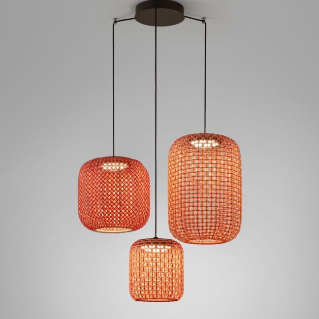 Czerwona lampa wisząca Nans S/3L z trzema kloszami