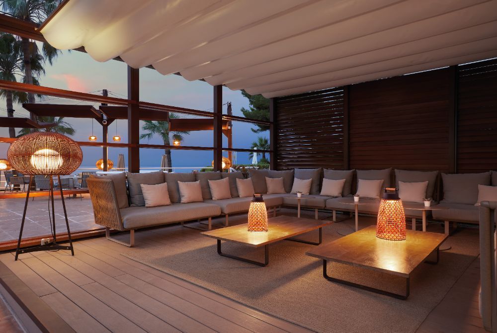 Mobilna lampa Nans Portable M/49/R Outdoor w kolorze czerwonym