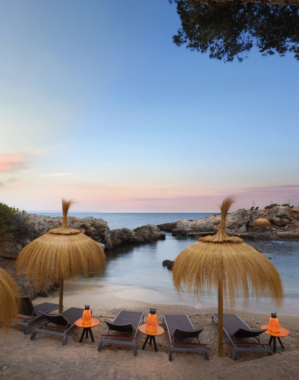 Mobilna lampa Nans Portable M/49/R Outdoor w kolorze czerwonym