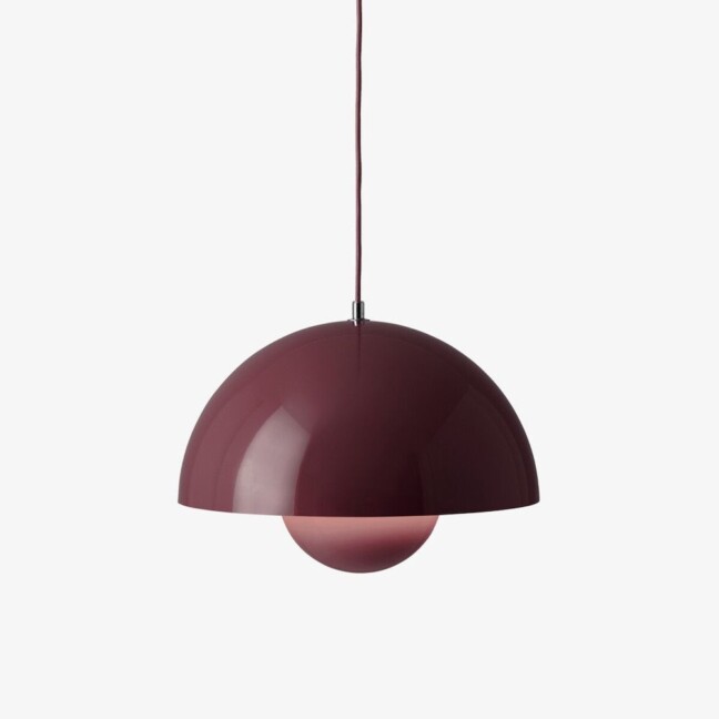 Wisząca lampa Flowerpot VP7 w kolorze ciemnej śliwki o średnicy 37 cm i błyszczącym wykończeniu