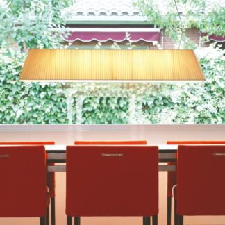 Plisowana, kremowa lampa wisząca Mei 120