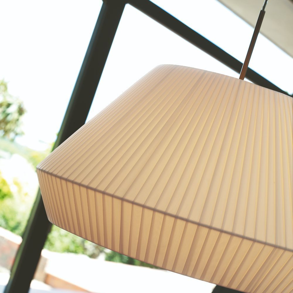 Okrągła, plisowana lampa wisząca Mei 60 w kremowym kolorze