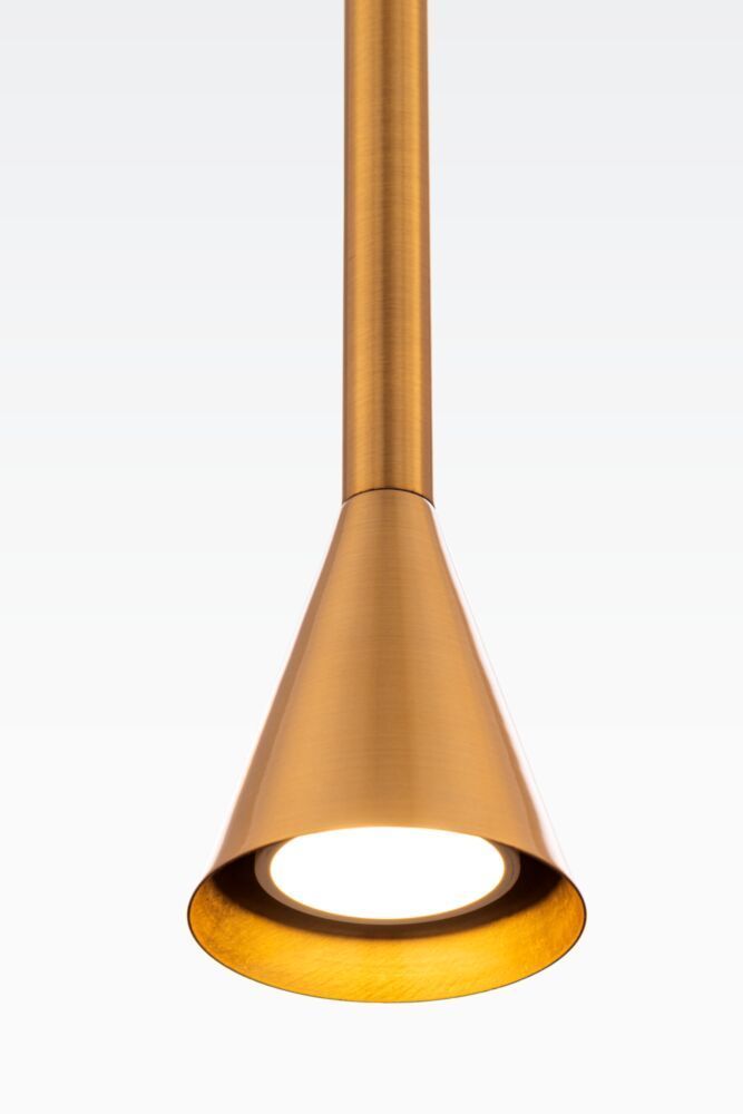 Wisząca lampa Arrow w kształcie złotego stożka