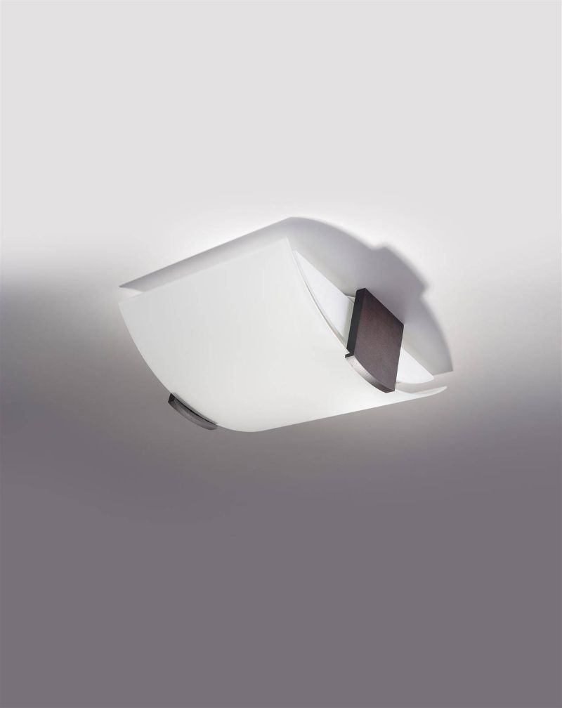 Unikalny plafon Emilio z kloszem wykonanym ze szkła