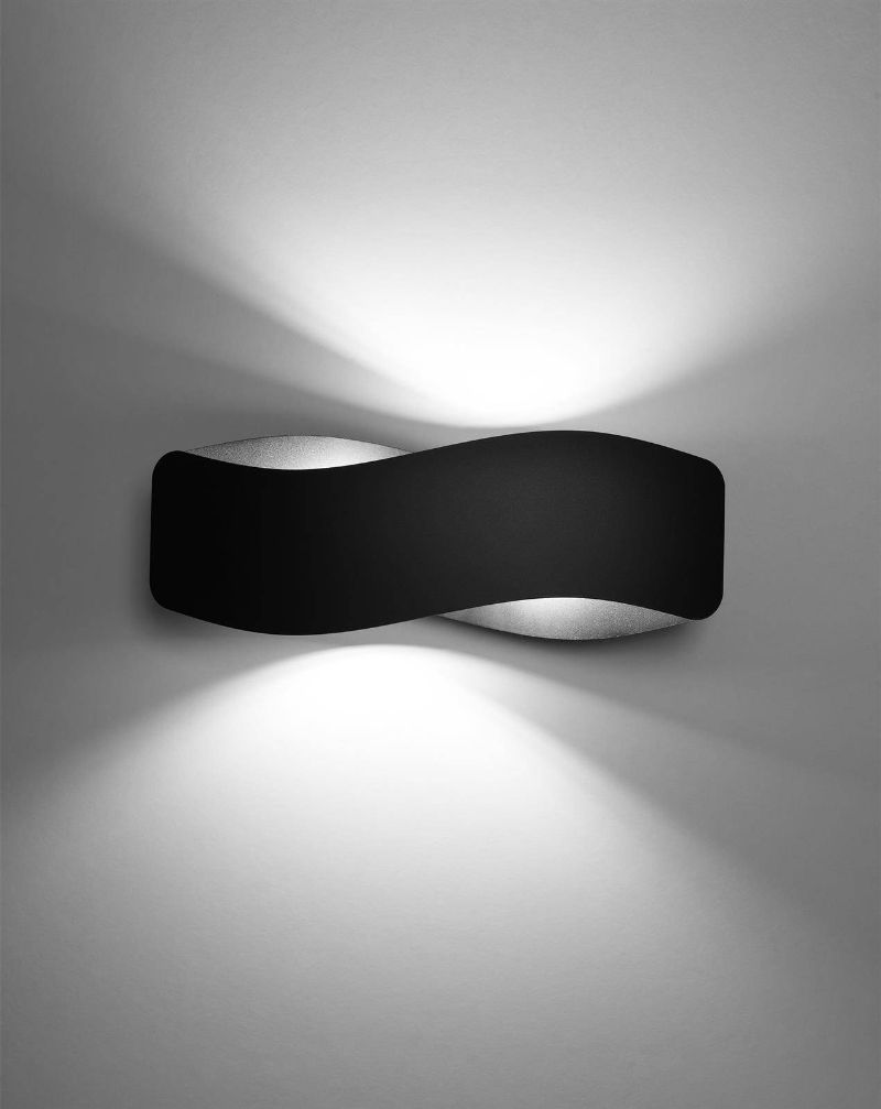 Stylowy czarny kinkiet Tila 40