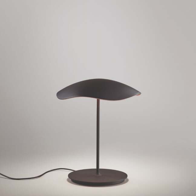 Czarna lampa stołowa Valentina M/29 z miedzianym wnętrzem