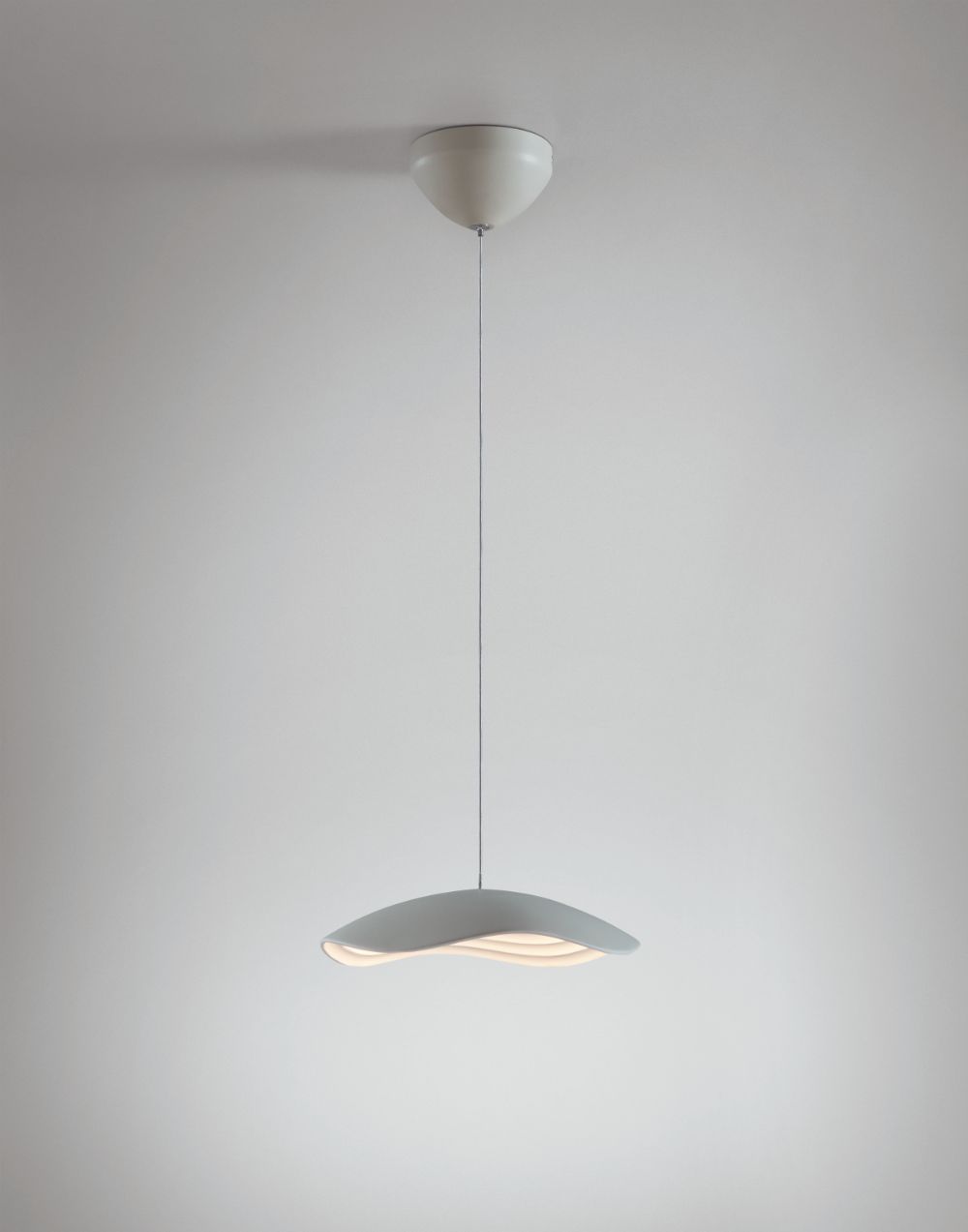 Szara wisząca lampa Valentina S/24 z białym wnętrzem