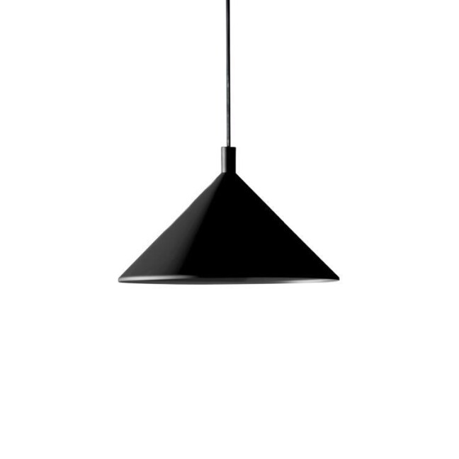 Czarna lampa wisząca Cono z kloszem w kształcie stożka, średnica 30 cm, wyposażona w długi kabel