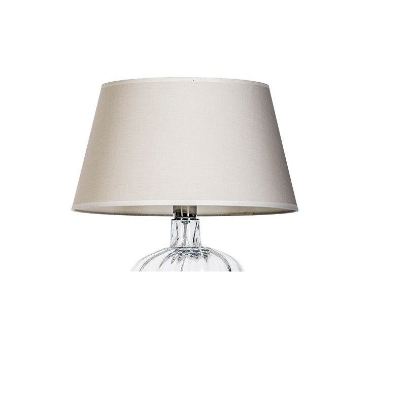 Abażur w kolorze beżowym do lampy na stół