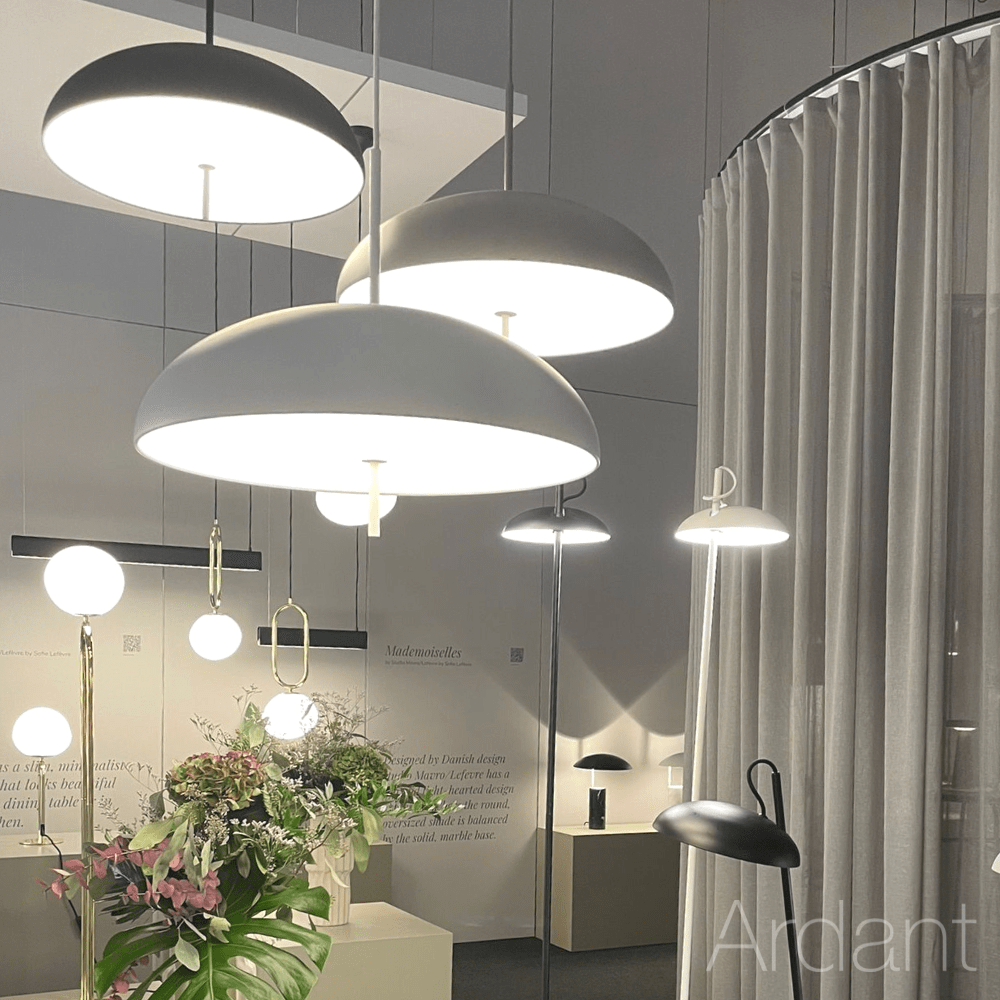 Asymetryczna lampa wisząca Shapes 27 od DFTP z białym kloszem