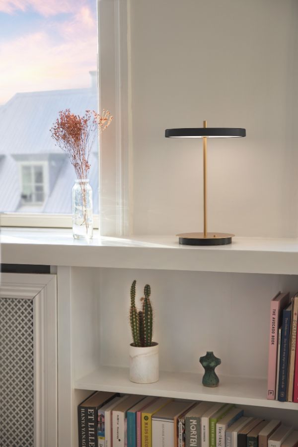 Bezprzewodowa czarna lampa stołowa Asteria Move V2