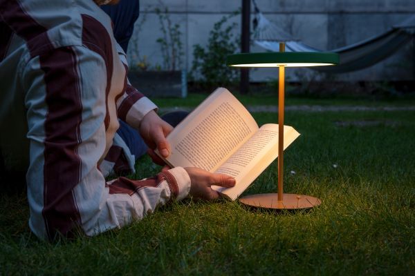 Bezprzewodowa lampa stołowa Asteria Move V2 z zielonym kloszem