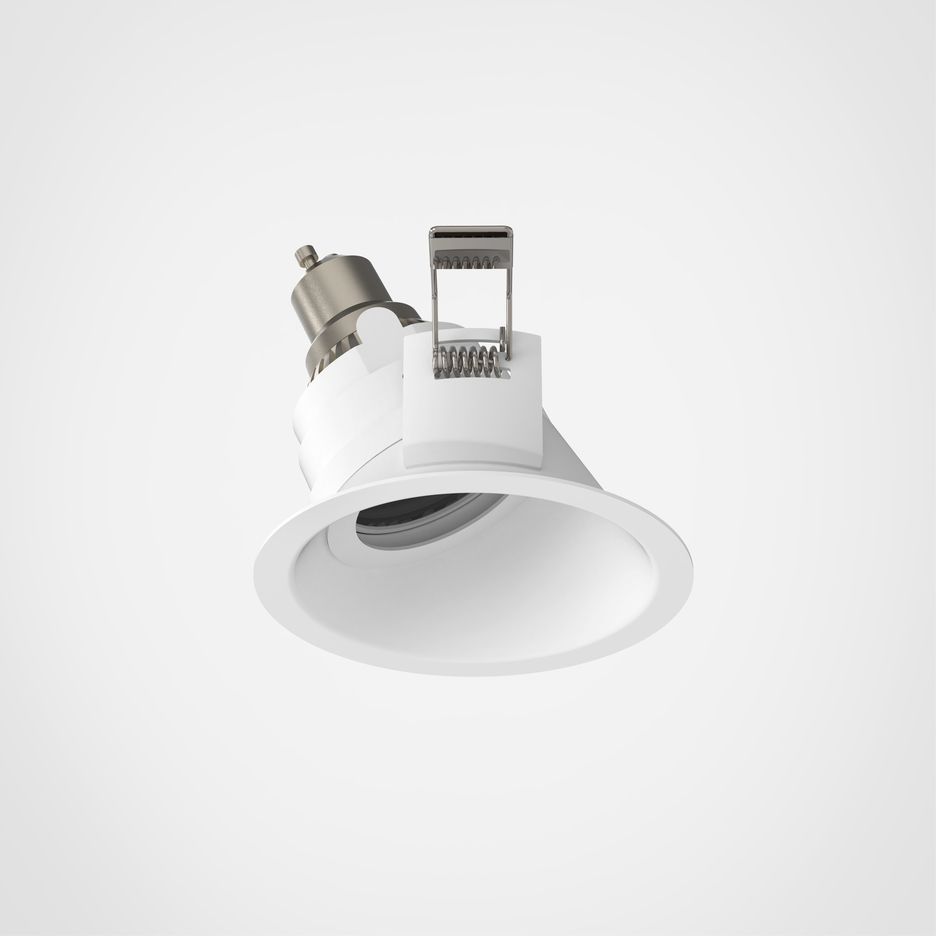 Biała oprawa sufitowa Minima Slimline 25 o klasie szczelności IP65