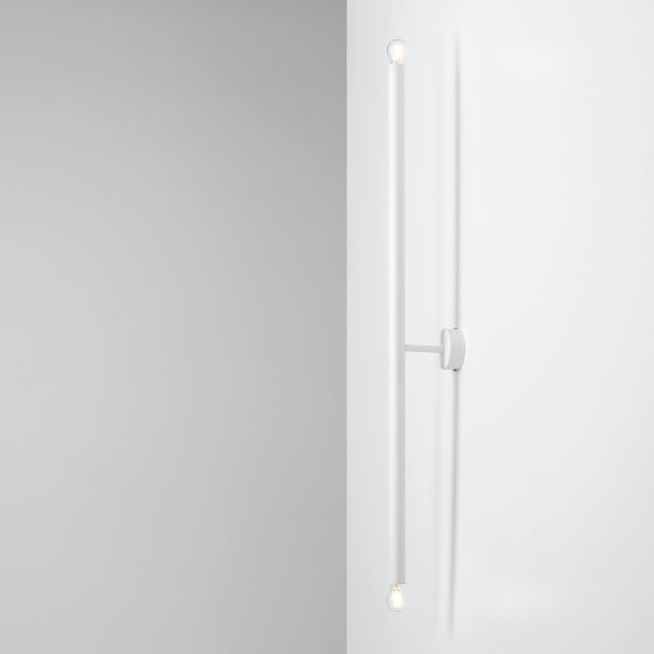 Biały, wydłużony kinkiet Tubo L