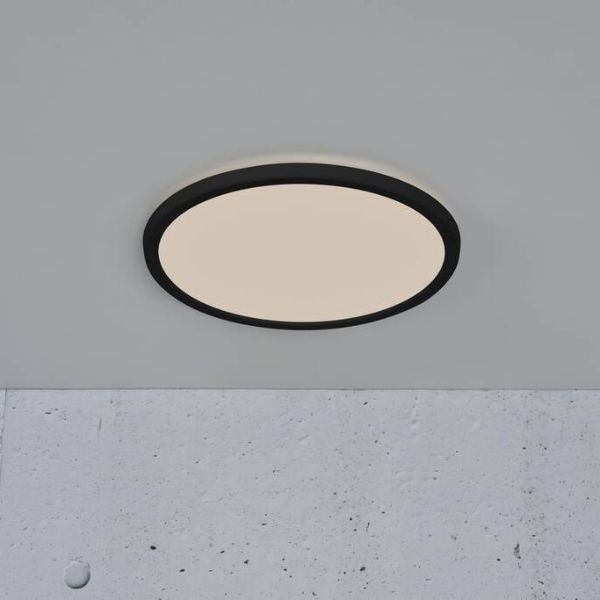 Czarna lampa sufitowa Oja 29 do łazienki z oświetleniem LED, IP54, barwa 3000K/4000K