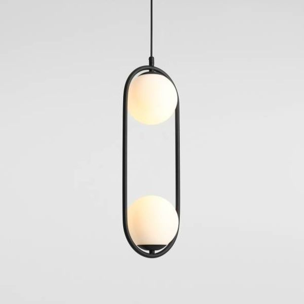 Czarna podwójna lampa wisząca Elli z mlecznymi kloszami