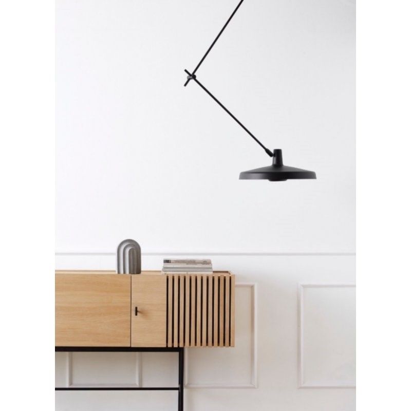 Czarna, regulowana lampa sufitowa Arigato 45