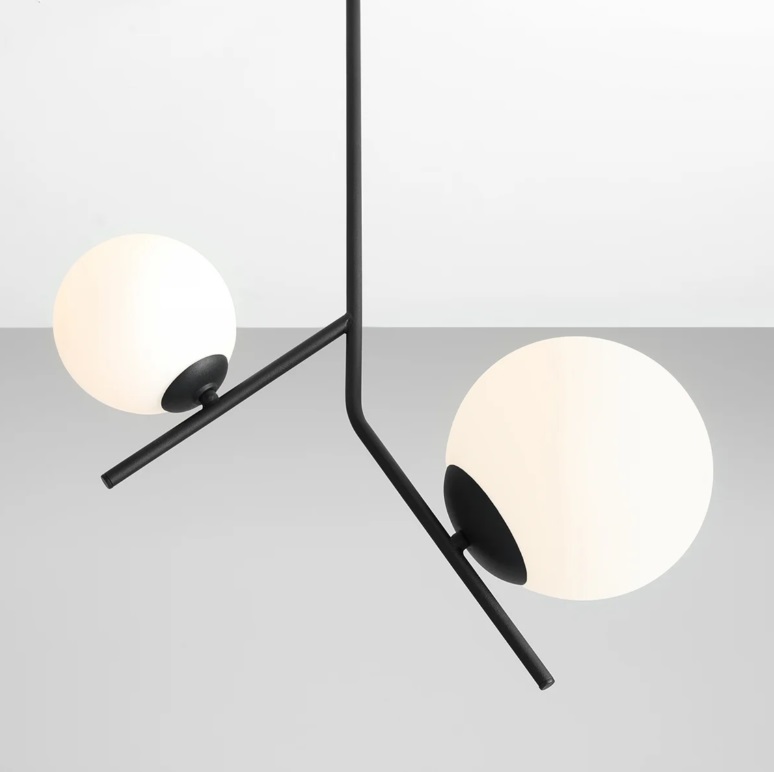 Czarna sufitowa lampa Gallia 2 z mlecznymi kloszami