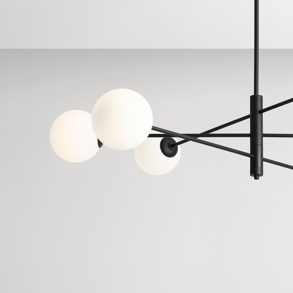 Czarna wisząca lampa Homme z sześcioma szklanymi kloszami