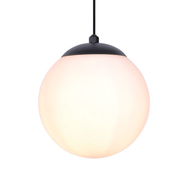 Czarna wisząca lampa Savoy z mlecznym kloszem