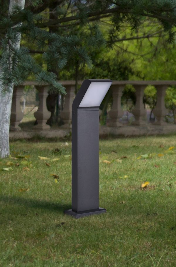 Czarny stojący słupek oświetleniowy LED Vidar S