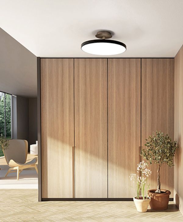 Duży czarny plafon Asteria Up L o średnicy 60 cm