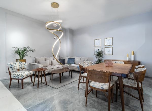 Elegancka złota lampa wisząca Ritz z oświetleniem LED