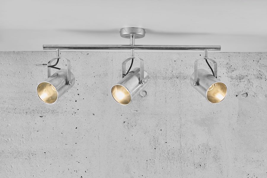 Industrialna lampa sufitowa Porter z trzema reflektorami